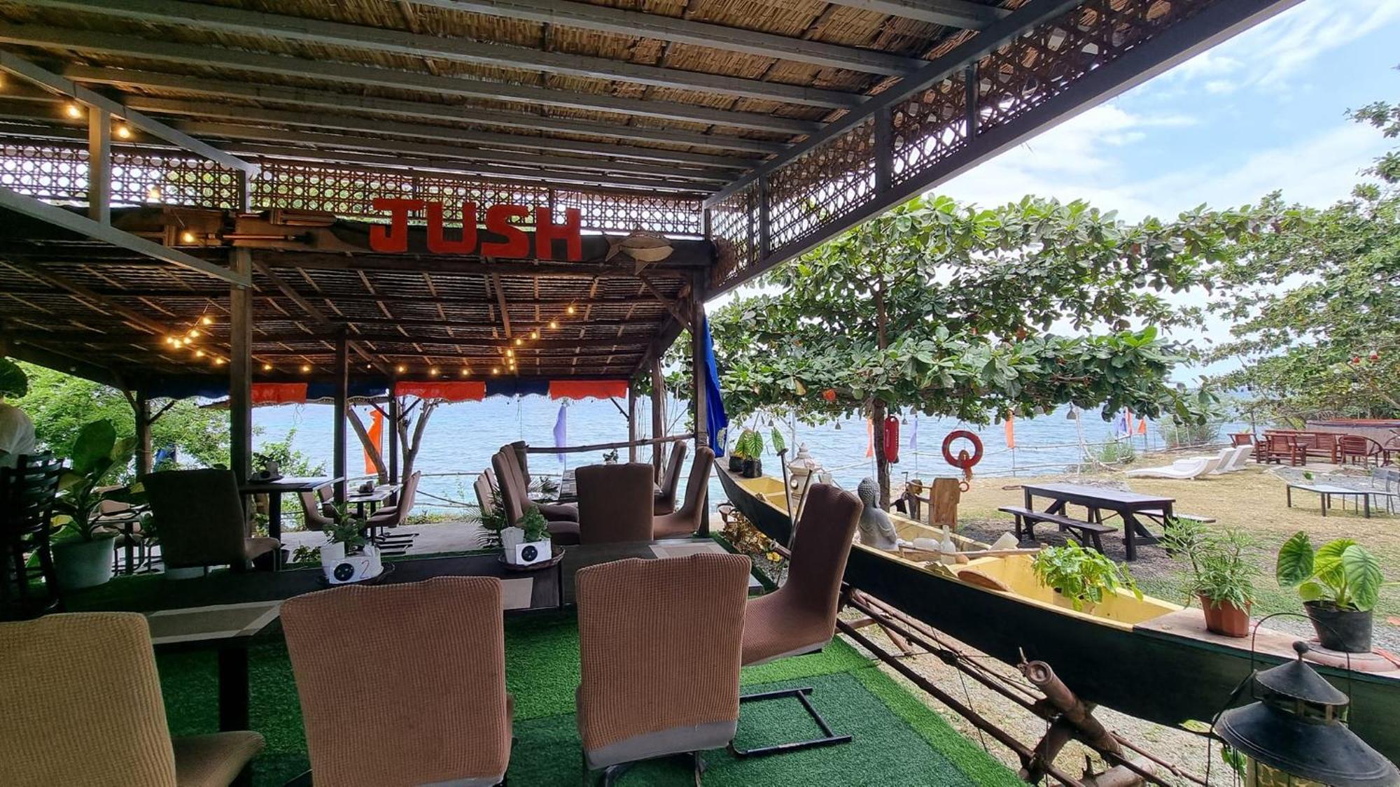 Jush Native And Glamping Hotel Dauis Exterior foto