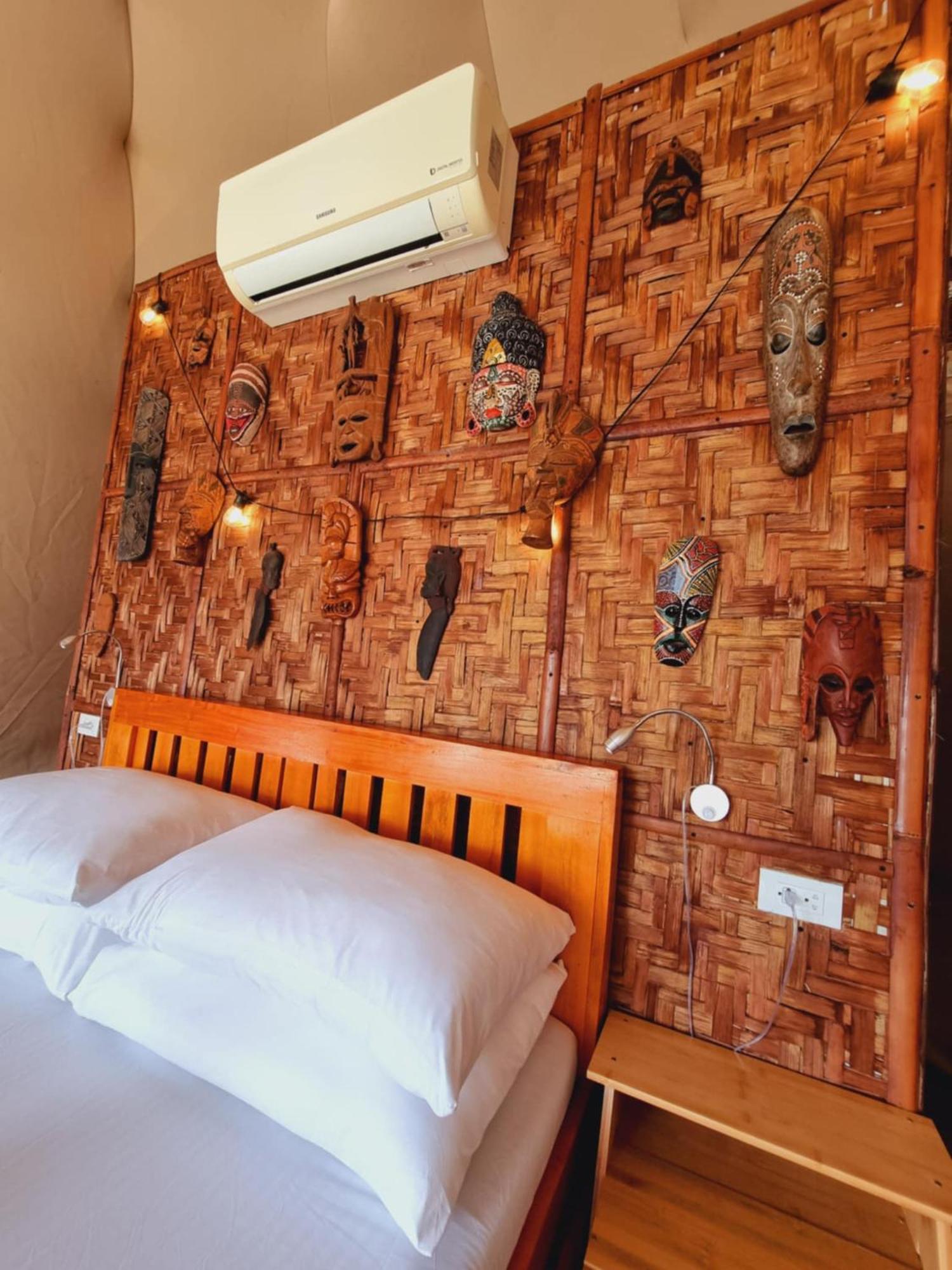 Jush Native And Glamping Hotel Dauis Exterior foto